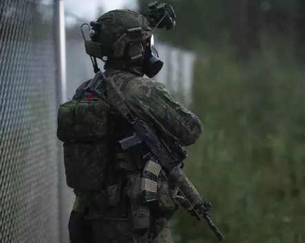 Savotta High Cut Helmet Cover V1, L, lumikuvio - Kypärähuput - 165105077 - 2