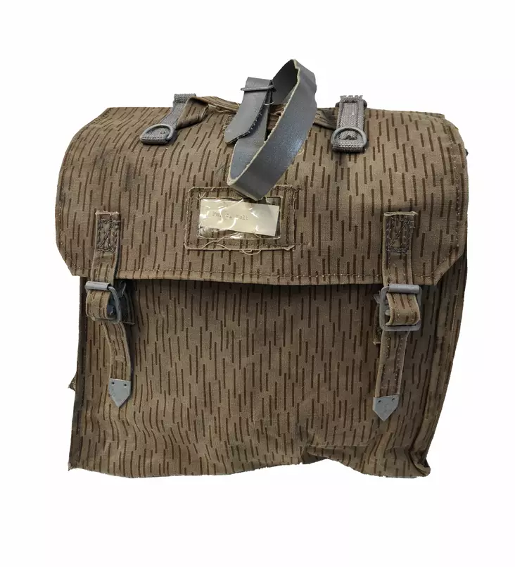 Itä- saksalainen "cityreppu", ilman olkaimia, ylijäämä - Reput - 630117 - 1