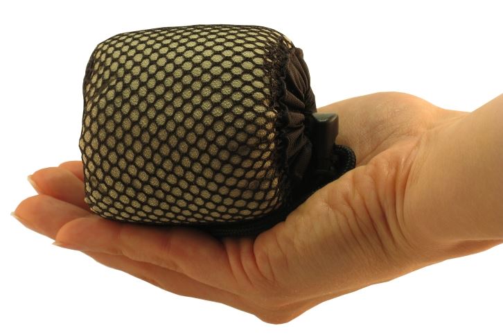 Biwak retkipyyhe 60 x 120 cm, oliivinvihreä - Retkipyyhkeet - BO-6X12OLI - 1